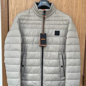 Boss Men’s Water Repellent Oden Jacket Light Grey $398